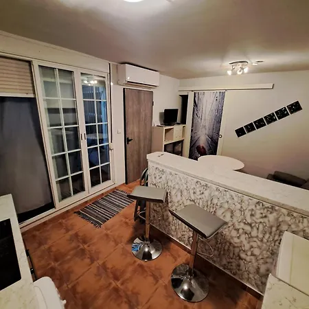 Con Terraza Privada Ubicado En Casco Historico En Casa Clara Apartment Cordoba