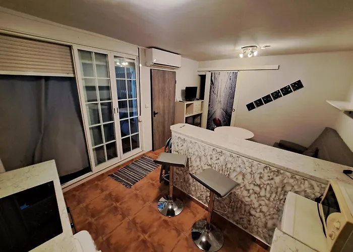 Con Terraza Privada Ubicado En Casco Historico En Casa Clara Апартаменти Кордова