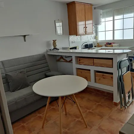 Con Terraza Privada Ubicado En Casco Historico En Casa Clara قرطبة
